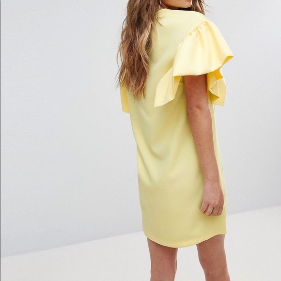 Cute Boohoo Dress - Picture 5 of 5